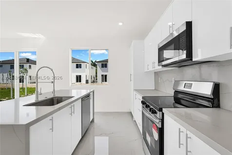 22555 SW 125th Avenue Miami FL 33170