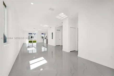 22555 SW 125th Avenue Miami FL 33170