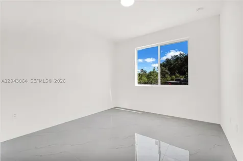 22555 SW 125th Avenue Miami FL 33170