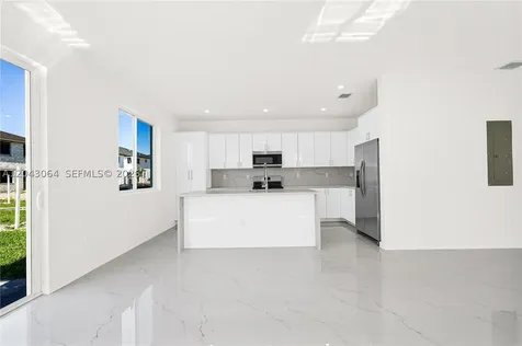 22555 SW 125th Avenue Miami FL 33170