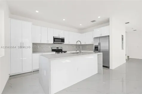 22555 SW 125th Avenue Miami FL 33170