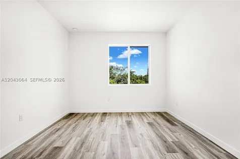 22555 SW 125th Avenue Miami FL 33170