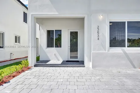 22555 SW 125th Avenue Miami FL 33170