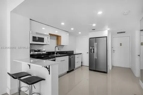 801 Brickell Bay Drive Miami FL 33131