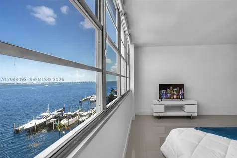 801 Brickell Bay Drive Miami FL 33131