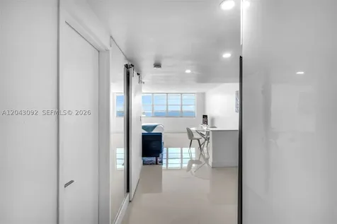801 Brickell Bay Drive Miami FL 33131
