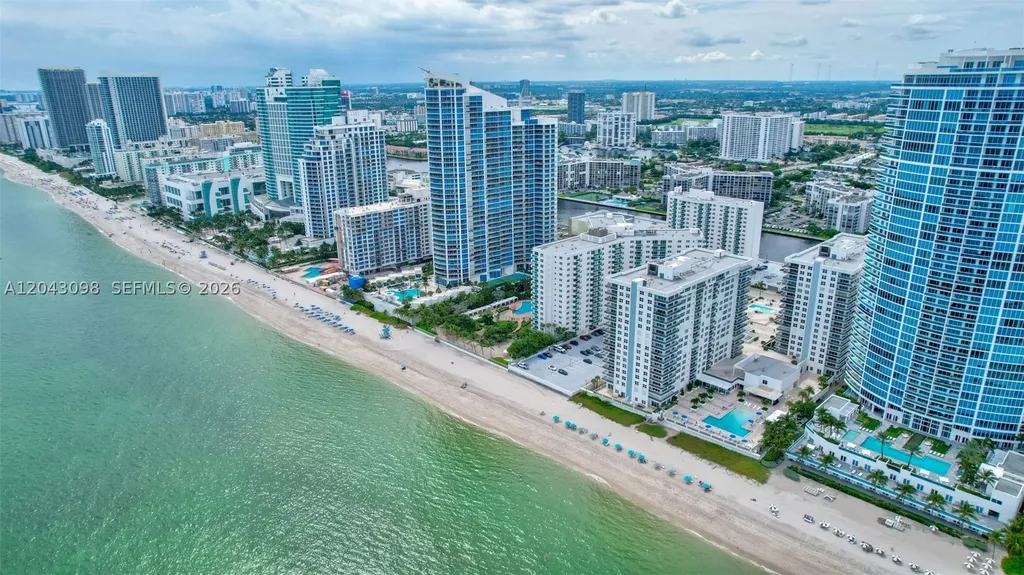2751 S Ocean Drive Hollywood FL 33019
