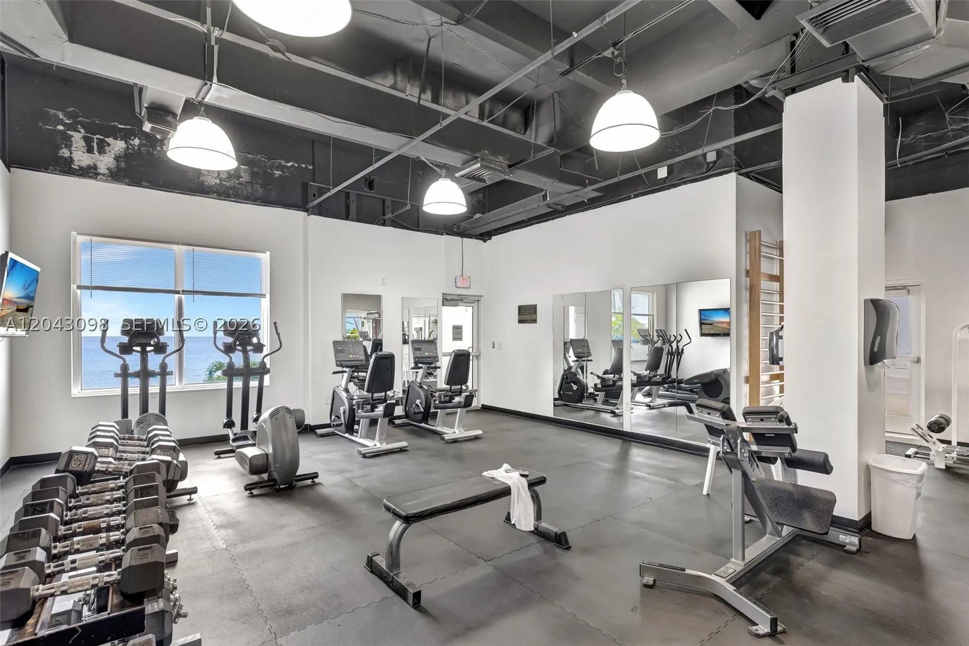 2751 S Ocean Drive Hollywood FL 33019