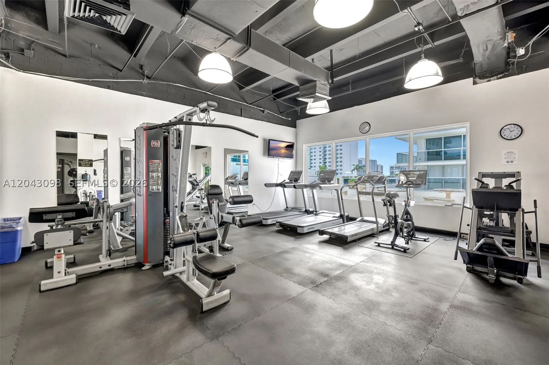 2751 S Ocean Drive Hollywood FL 33019