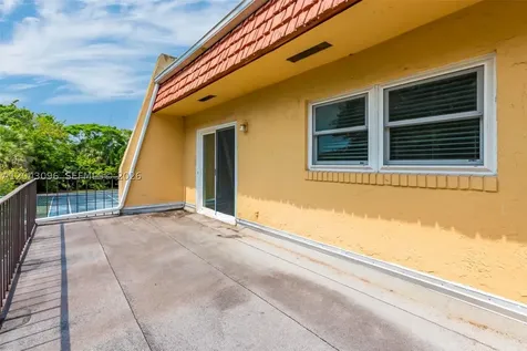 22 Canterbury Lane Tamarac FL 33319