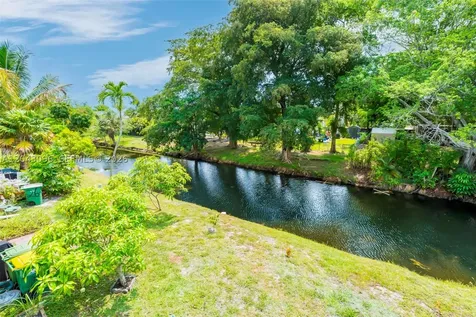 22 Canterbury Lane Tamarac FL 33319