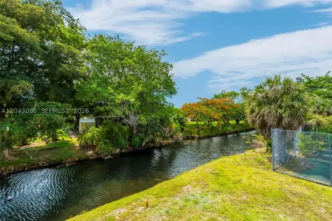 22 Canterbury Lane Tamarac FL 33319