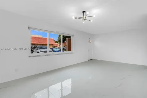 22 Canterbury Lane Tamarac FL 33319