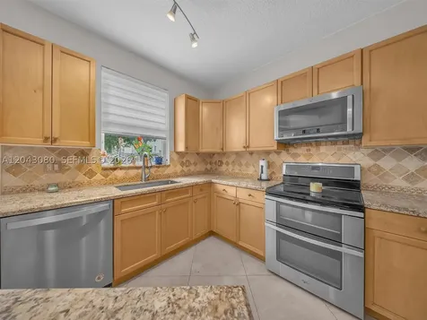 4907 SW 166th Avenue Miramar FL 33027