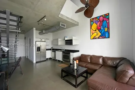 690 SW 1 Court Miami FL 33130