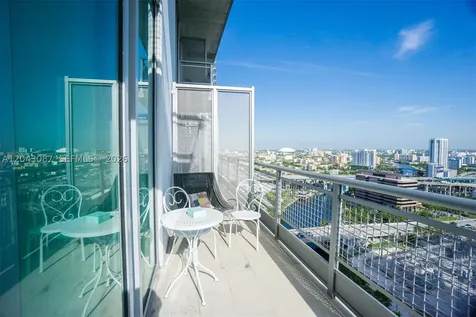690 SW 1 Court Miami FL 33130