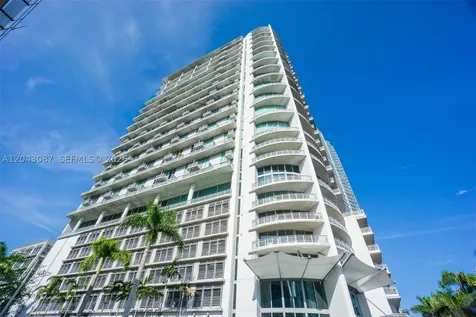 690 SW 1 Court Miami FL 33130