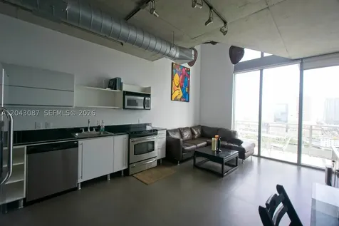 690 SW 1 Court Miami FL 33130