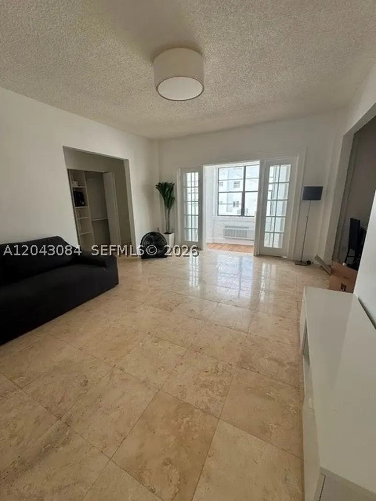 934 Michigan Avenue Miami Beach FL 33139