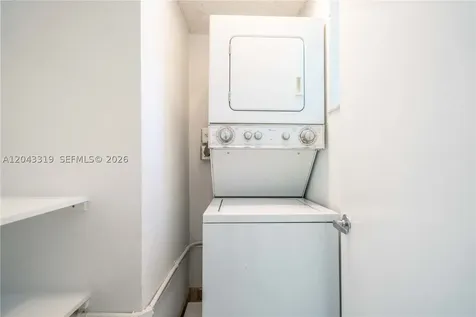 3265 Virginia Street Miami FL 33133