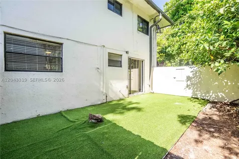 3265 Virginia Street Miami FL 33133