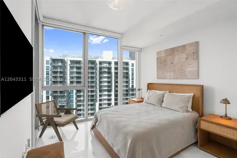 300 Biscayne Boulevard Way Miami FL 33131
