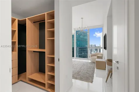 300 Biscayne Boulevard Way Miami FL 33131