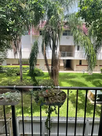 6705 N Kendall Drive Pinecrest FL 33156