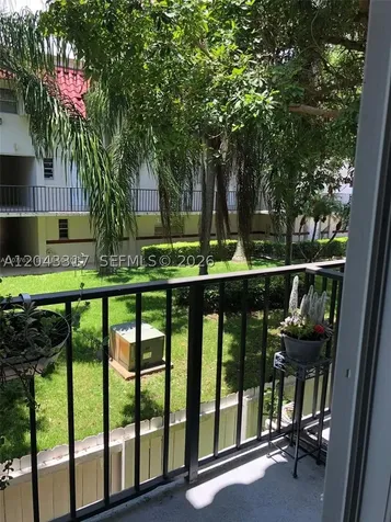 6705 N Kendall Drive Pinecrest FL 33156