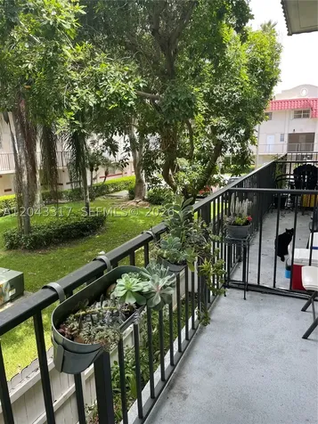 6705 N Kendall Drive Pinecrest FL 33156