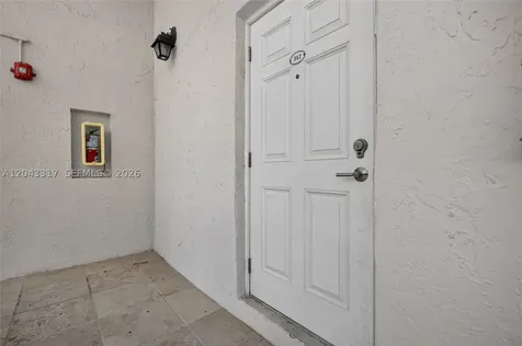 6705 N Kendall Drive Pinecrest FL 33156