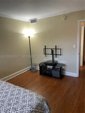 6705 N Kendall Drive Pinecrest FL 33156