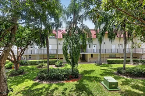 6705 N Kendall Drive Pinecrest FL 33156