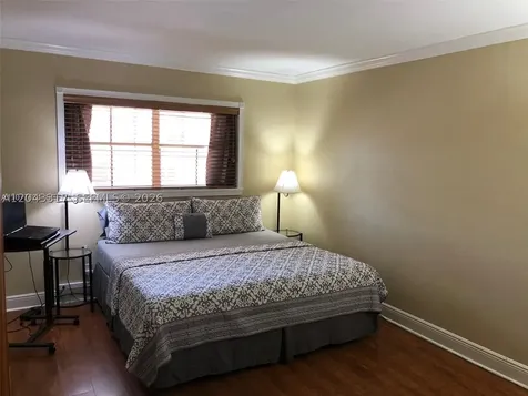 6705 N Kendall Drive Pinecrest FL 33156