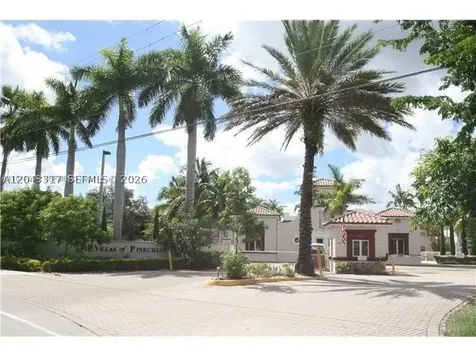 6705 N Kendall Drive Pinecrest FL 33156