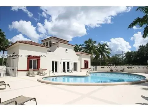 6705 N Kendall Drive Pinecrest FL 33156