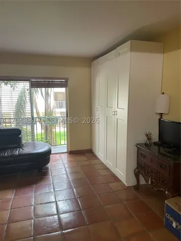 6705 N Kendall Drive Pinecrest FL 33156
