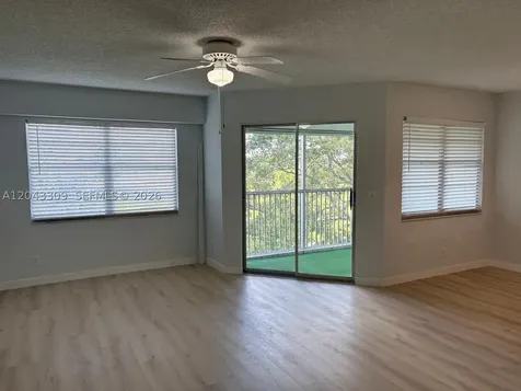 1001 SW 128th Terrace Pembroke Pines FL 33027