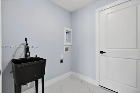 702 Carbon Street Lehigh Acres FL 33974