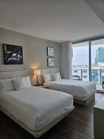 4111 S Ocean Drive Hollywood FL 33019