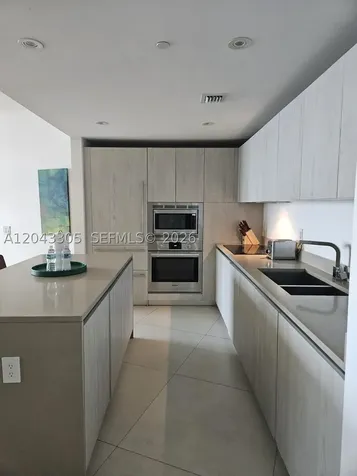 4111 S Ocean Drive Hollywood FL 33019