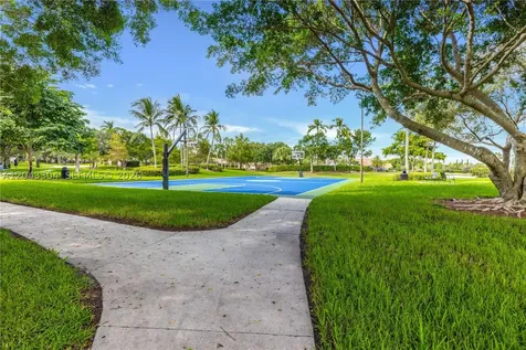1102 Camellia Circle Weston FL 33326