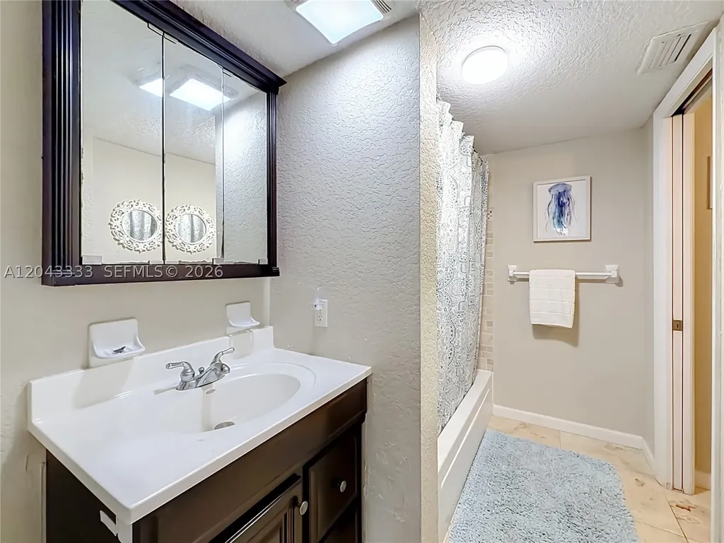 1400 NE 57th Court Fort Lauderdale FL 33334
