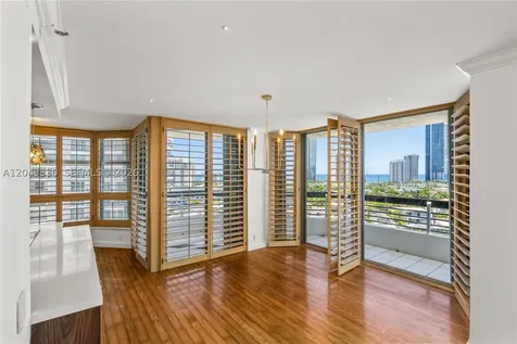 19101 Mystic Pointe Drive Aventura FL 33180