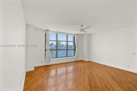 19101 Mystic Pointe Drive Aventura FL 33180