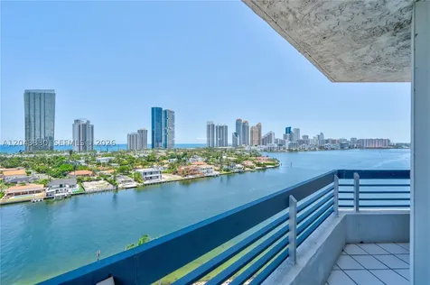 19101 Mystic Pointe Drive Aventura FL 33180