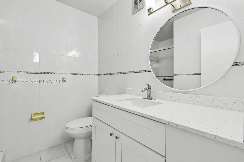 5300 Washington Street Hollywood FL 33021