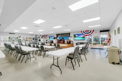 5300 Washington Street Hollywood FL 33021