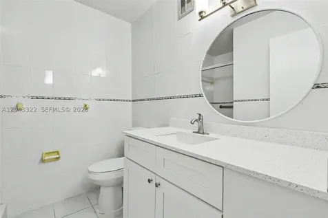 5300 Washington Street Hollywood FL 33021