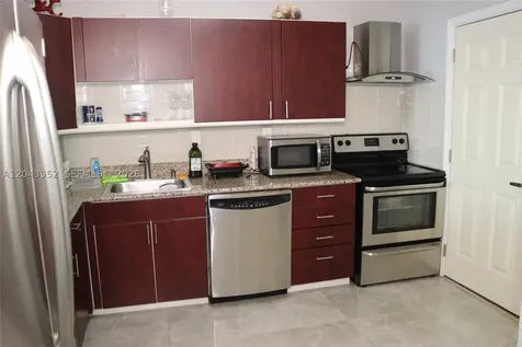 1150 NE 191st Street Miami FL 33179